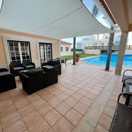 Bed & Breakfast With Heated Pool Sao Martinho do Porto