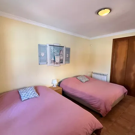 Nocleg ze śniadaniem With Palm Tree Heated Pool São Martinho do Porto